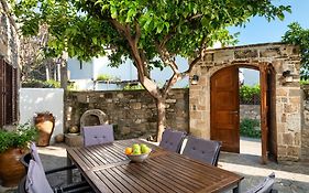 Villa Claudia In Lardos