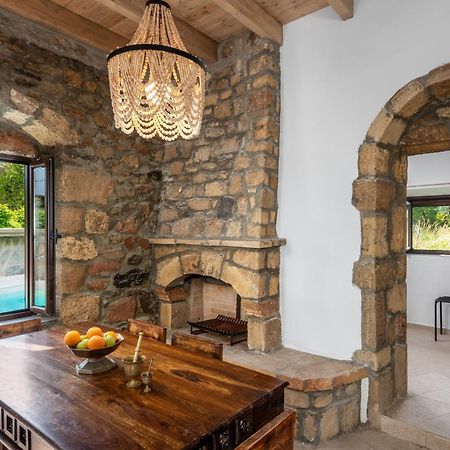 Villa Claudia In Lardos Extérieur photo