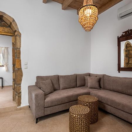 Villa Claudia In Lardos Extérieur photo